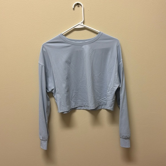 lululemon athletica Tops - Lululemon Longsleeve Cropped Blue Top